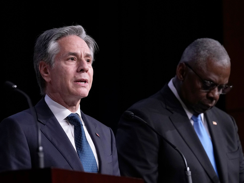 Die USA stellen laut Außenminister Antony Blinken der Ukraine zur Abwehr des russischen Angriffskriegs weitere Militärhilfe zur Verfügung. - Foto: Susan Walsh/AP/dpa