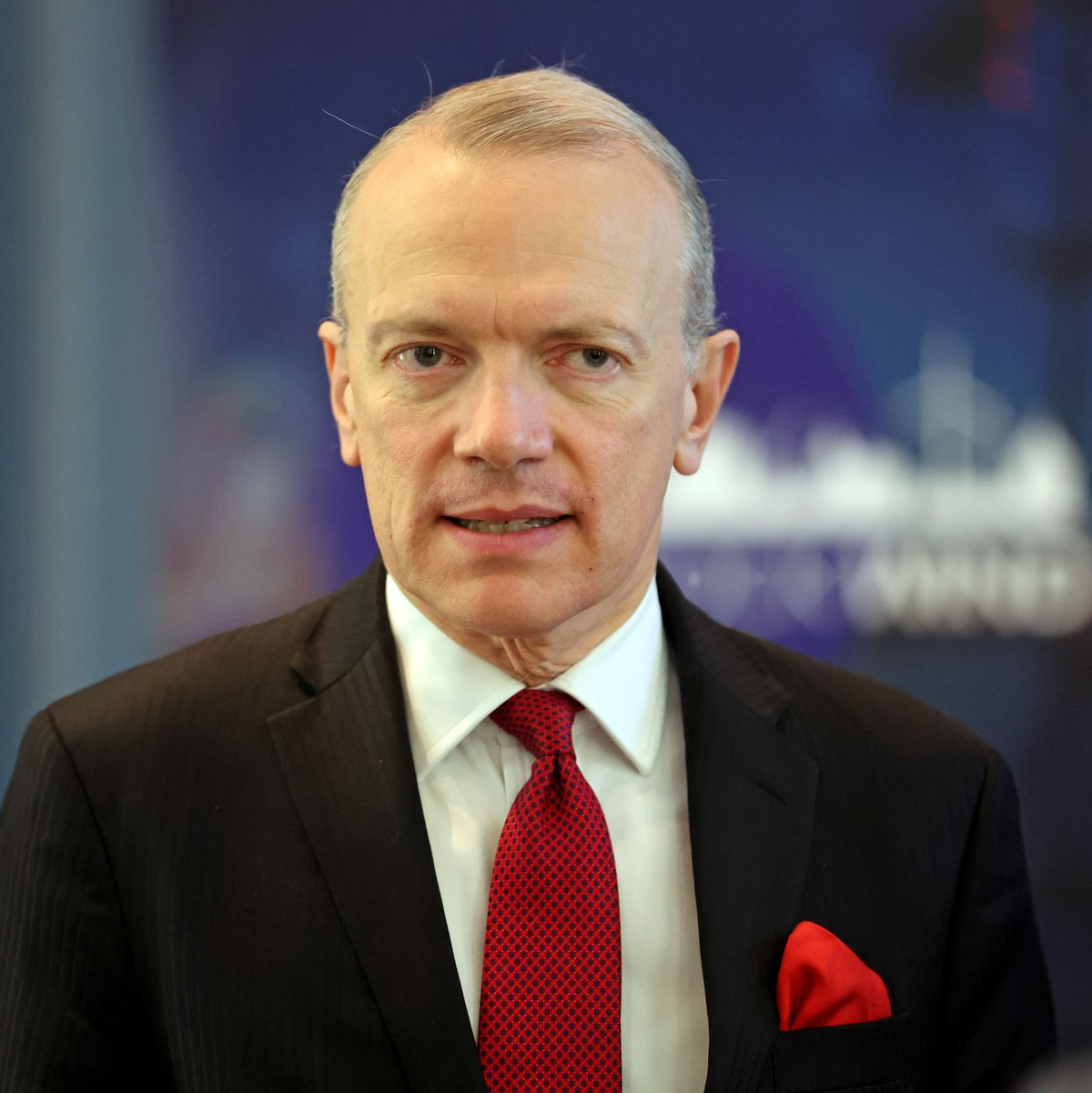 Auch für chinesische Windanlagenhersteller ist der europäischen Markt interessant. Giles Dickson, Geschäftsführer WindEurope, maht aber faire Wettbewerbsbedingungen an. - Foto: Bernd Wüstneck/dpa