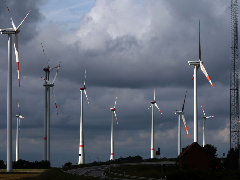 Die EU-Kommission hat Belgien Staatshilfen für den Bau und Betrieb des ersten Offshore-Windparks in der Prinzessin-Elisabeth-Zone in der Nordsee genehmigt. (Archivbild) - Foto: Bernd Wüstneck/dpa