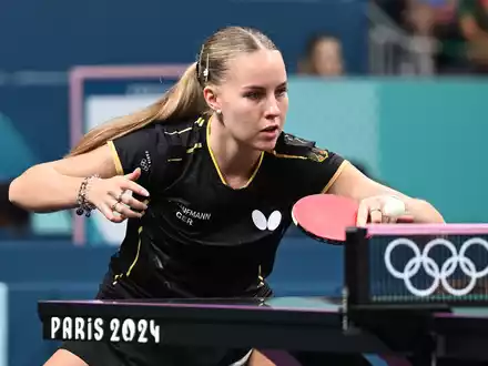 War nach dem verlorenen Bronze-Duell nur schwer zu trösten: Xiaona Shan - Foto: Sven Hoppe/dpa