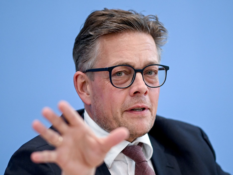 Grünen-Fraktionsvize Konstantin von Notz sieht durch den Gesetzentwurf zur Gesichtserkennung «verfassungsrechtlich tiefgreifende Fragen» aufgeworfen. (Archivbild) - Foto: Britta Pedersen/dpa