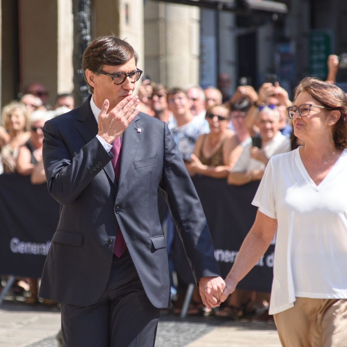 Bei seiner Amtseinführung äußerte sich Illa versöhnlich gegenüber seinen separatistischen Vorgängern im Amt des Ministerpräsidenten. - Foto: Alberto Paredes/EUROPA PRESS/dpa