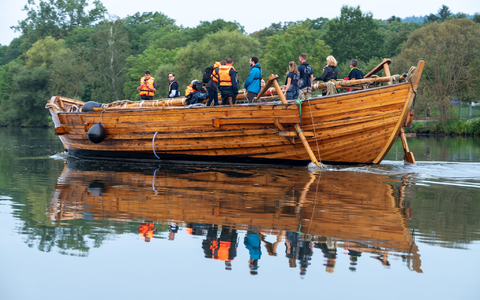 Nach Testfahrten nach Römerschiff wissen Forscher mehr - Foto: Harald Tittel/dpa