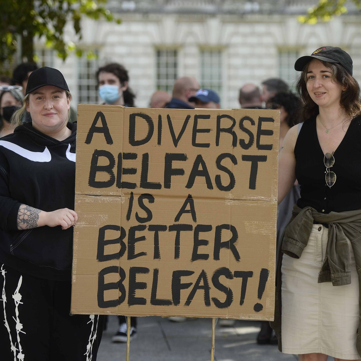 Tausende Menschen haben in den vergangenen Tagen in Belfast gegen rechte Gewalt demonstriert. (Archivbild) - Foto: Mark Marlow Media Assignments/PA Wire/dpa