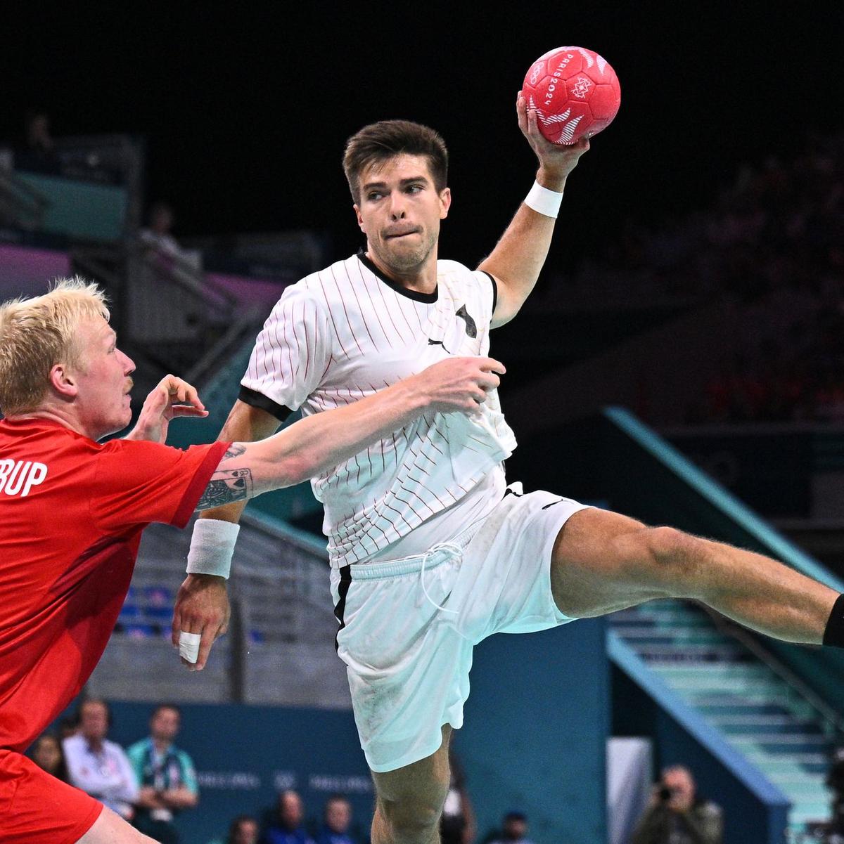 Bundestrainer Alfred Gislason verzweifelte im Olympia-Finale an der Seitenlinie. - Foto: Tom Weller/dpa