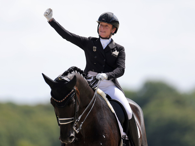Das Erfolgsduo Isabell Werth und Wendy  - Foto: Rolf Vennenbernd/dpa