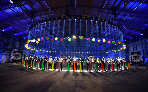 Wer schlägt sie alle? Die SAT.1-Gameshow 99 startet am Donnerstag, 15. August - Foto: SAT.1/Julia Feldhagen, presseportal.de