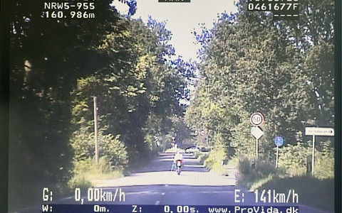 POL-ME: Unangekündigte Verkehrskontrollen mit Polizei-Motorrad - Mettmann - 2408038 - Foto: presseportal.de POL-ME: Unangekündigte Verkehrskontrollen mit Polizei-Motorrad - Mettmann - 2408038 - Foto: presseportal.de