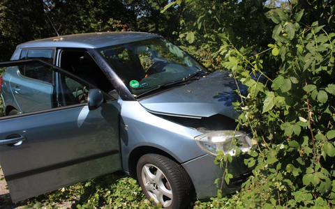 POL-DN: Trinkflasche führt zu Unfall - 66-Jährige leicht verletzt - Foto: presseportal.de
