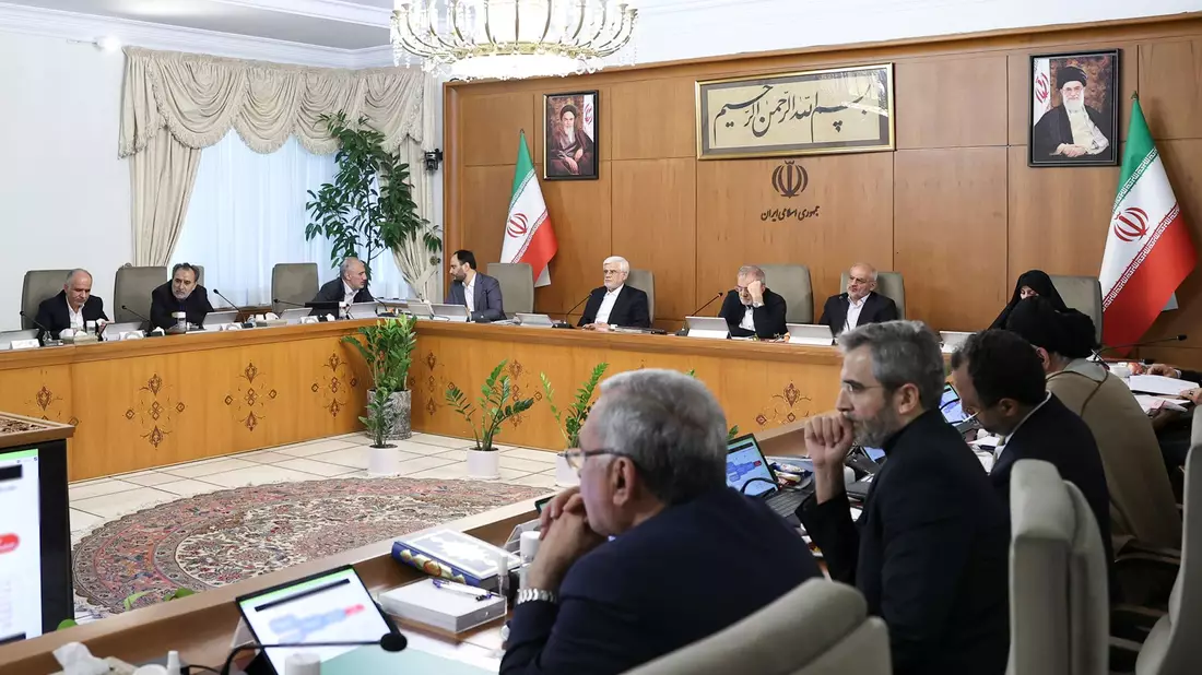 Noch ist ungewiss, ob, wann und wie ein Vergeltungsschlag des Irans oder seiner Partner gegen Israel erfolgt.  - Bild: Iranian Presidency/ZUMA Press Wire/dpa