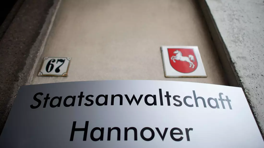 Die Staatsanwaltschat Hannover ermittelt gegen einen mutmaßlichen Pädophilen-Ring. - Bild: Julian Stratenschulte/dpa