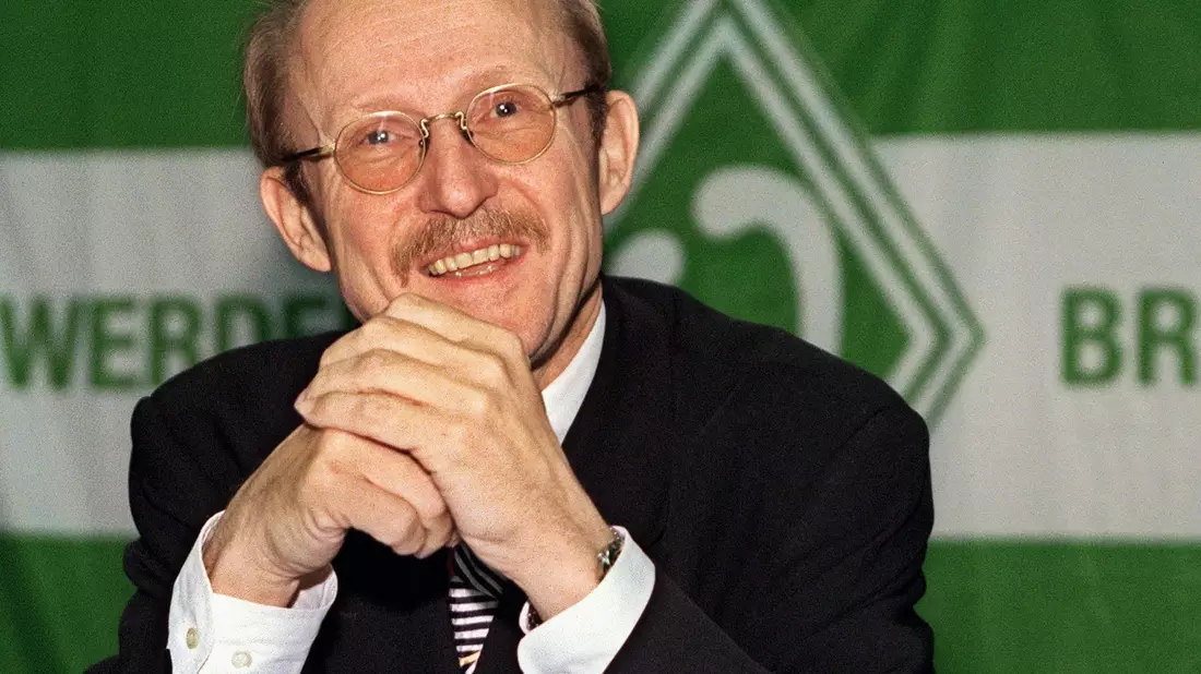 Der langjährige Werder-Manager Willi Lemke ist gestorben. - Bild: Ingo Wagner/dpa