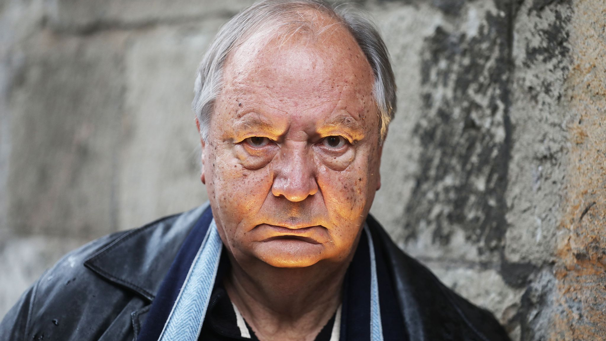 Der Tod seines Kollegen Richard Rogler mache ihn sehr betroffen, sagt er. - Foto: Oliver Berg/dpa