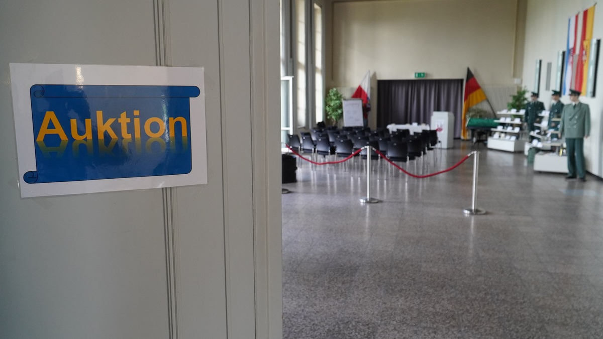 LPI-NDH: Tag der offenen Tür bei der Landespolizeiinspektion Nordhausen: Ein voller Erfolg mit 3500 Besuchern - Foto: presseportal.de