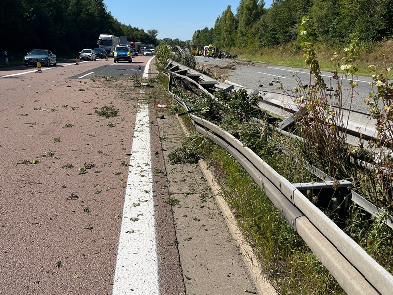 POL-GÜ: Verkehrsbehinderungen aufgrund eines Verkehrsunfalls auf der BAB20 Fahrtrichtung Lübeck - Hinweis auf Geschwindigkeitsreduzierung - Foto: presseportal.de