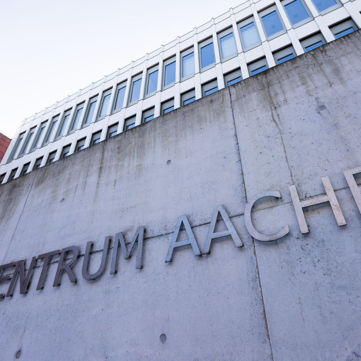 Nach der Sicherstellung einer Rekordmenge der Droge Captagon beginnt am Aachener Landgericht der Prozess gegen vier Männer. (Foto Archiv) - Foto: Rolf Vennenbernd/dpa