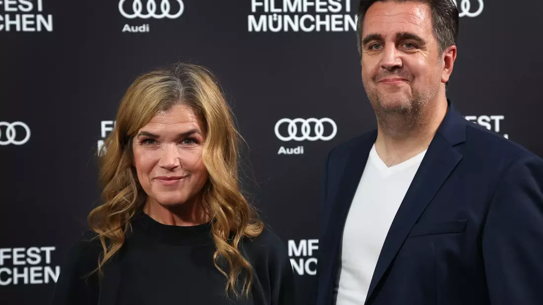 Anke Engelke und Bastian Pastewka stellten ihre Serie auf dem Filmfest München vor. (Archivbild) - Bild: Karl-Josef Hildenbrand/dpa