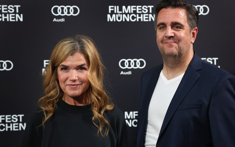 Anke Engelke und Bastian Pastewka stellten ihre Serie auf dem Filmfest München vor. (Archivbild) - Foto: Karl-Josef Hildenbrand/dpa