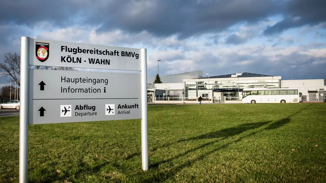 Die Flugbereitschaft auf dem Militärflughafen Köln-Wahn ist für die Reisen der Bundesregierung zuständig. (Archivbild) - Bild: picture alliance / dpa
