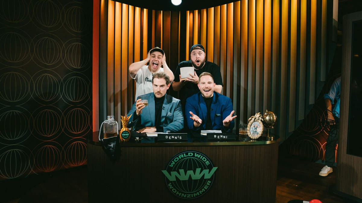 Papaplatte Dennis Wolter Reeze Benni Wolter World Wide Wohnzimmer - Foto: Joyn/Felix Görgens, presseportal.de