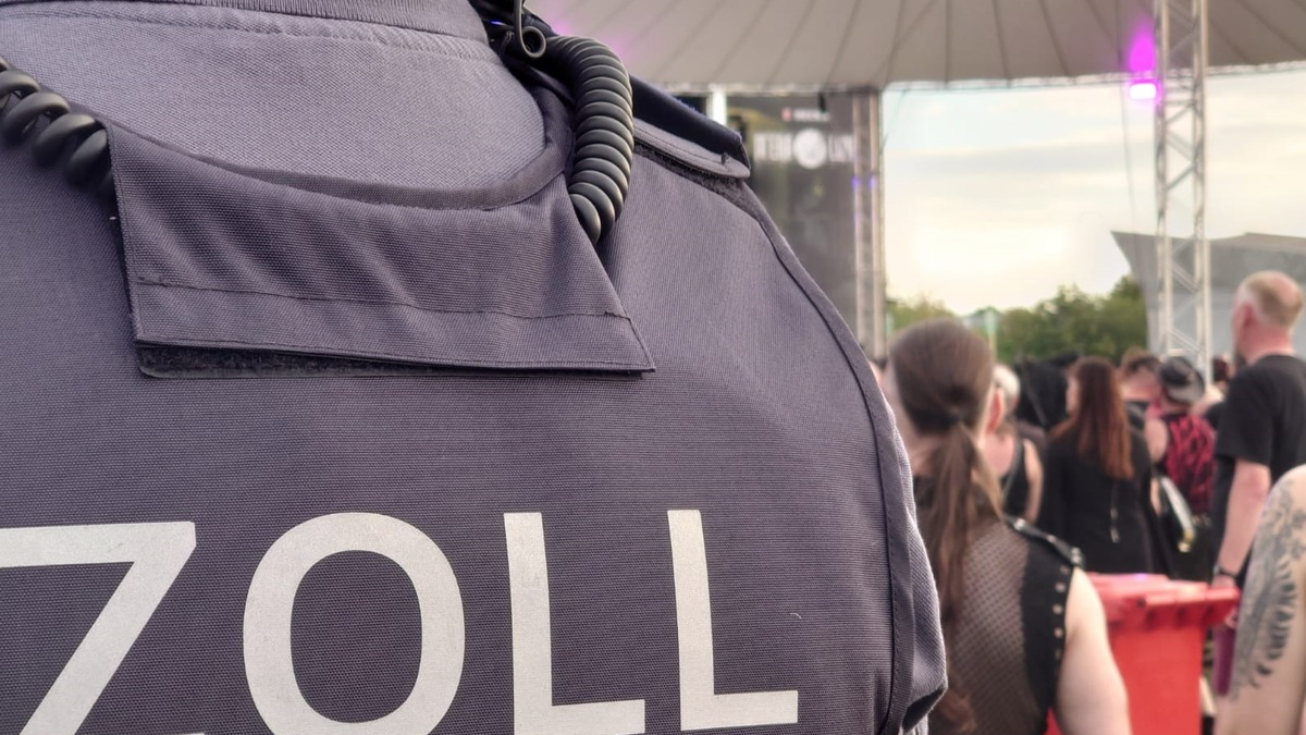 HZA-BS: Zoll ist beim M'era Luna Festival präsent - Foto: presseportal.de