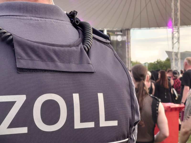 HZA-BS: Zoll ist beim M'era Luna Festival präsent - Foto: presseportal.de