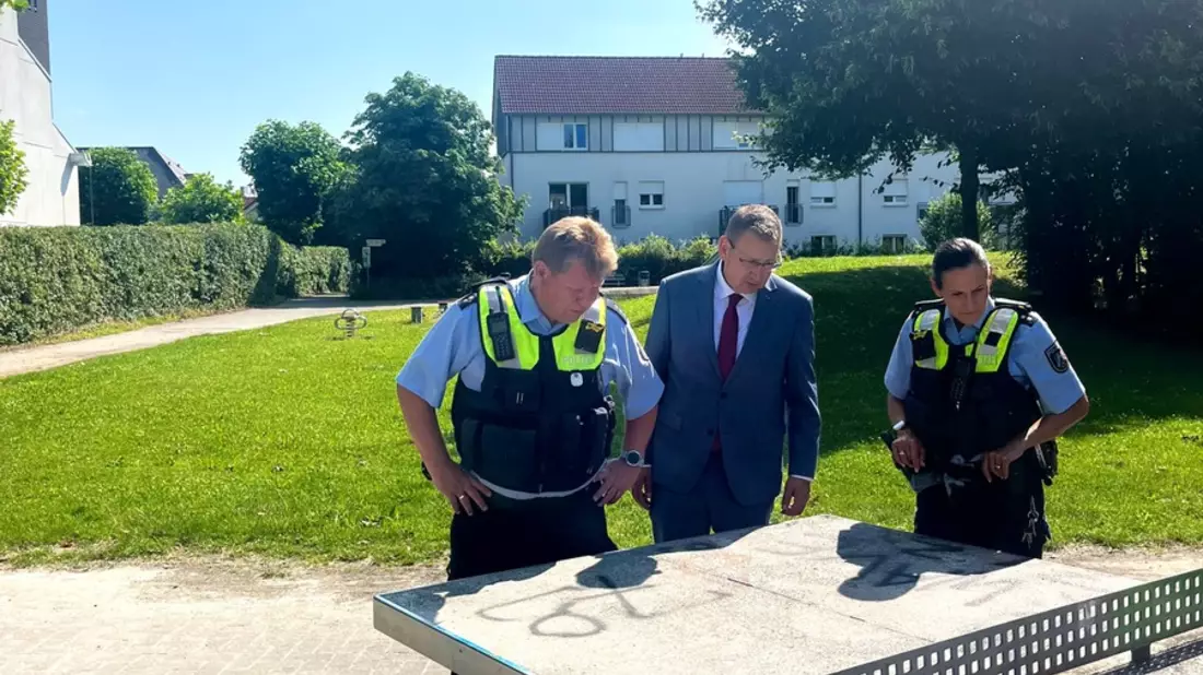 POL-HAM: Finale der Bezirksstreife 2024: Polizeipräsident Thomas Kubera in Herringen und Uentrop - Bild: presseportal.de