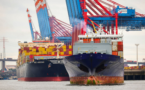 Erwartungen der deutsche Exportindustrie sinken. (Archivbild) - Foto: Christian Charisius/dpa