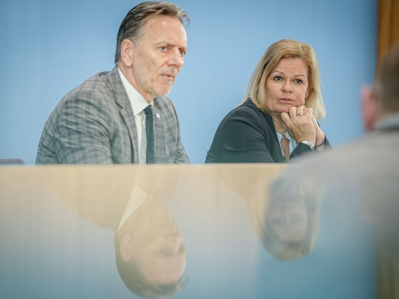 Die zusätzlichen Befungnisse sollen, wenn Kabinett und und Bundestag zustimmen, nur für bestimmte konkreten Gefahrenlagen gelten. (Archivbild) - Foto: Kay Nietfeld/dpa