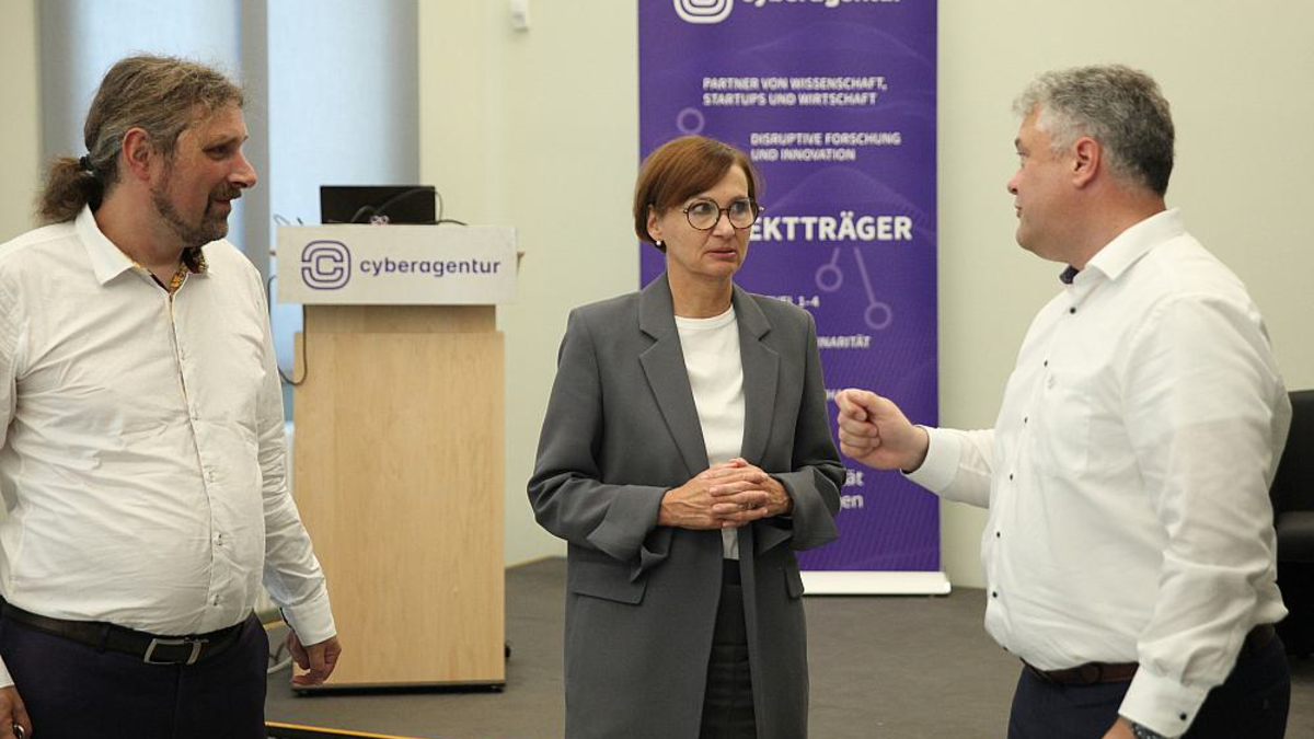 Christian Hummert, Bettina Stark-Watzinger und Daniel Mayer am 14.08.2024 - Foto: über dts Nachrichtenagentur