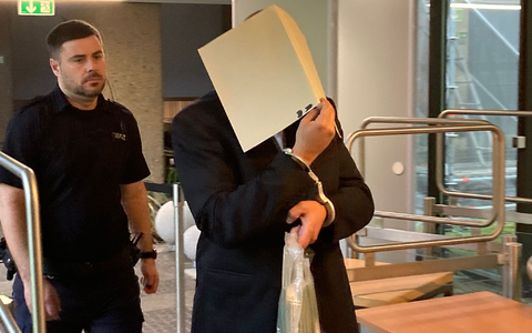 Dem jetzt verurteilten Vater von zwei Kindern saß vor der Tat der Gerichtsvollzieher im Nacken.  - Foto: Carsten Linnhoff/dpa