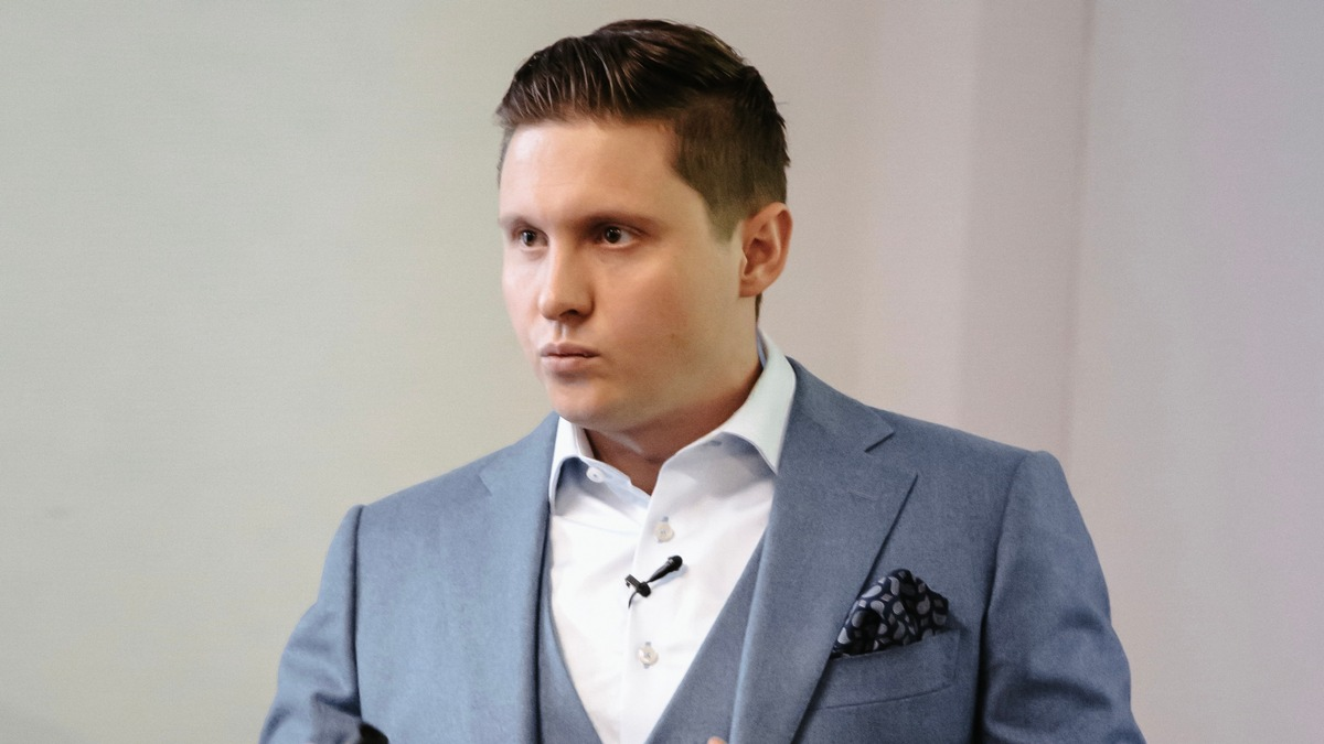 Karriere-Killer - Headhunter verrät, mit welchen kleinen Fehlern man sich die Chancen auf Führungspositionen vermasselt - Foto: presseportal.de