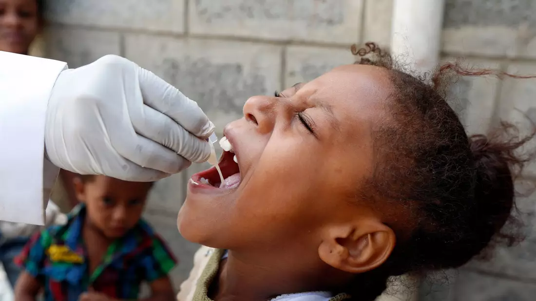Impfstoff schützt Kinder, aber es gibt weltweit nicht genug. (Archivbild) - Bild: Mohammed Mohammed/Xinhua/dpa