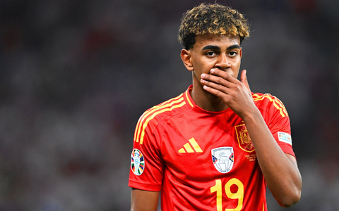 Lamine Yamals Vater wurde niedergestochen, ist aber außer Lebensgefahr. - Foto: Robert Michael/dpa