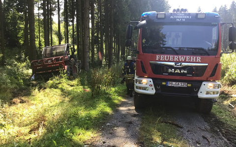 FW-PB: Unfall mit Forstmaschine - Forstarbeiter schwerverletzt - Foto: presseportal.de
