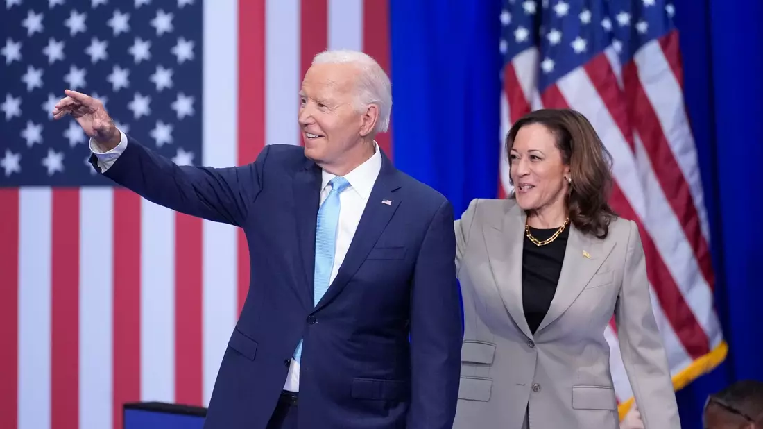 US-Präsident Joe Biden und seine Stellvertreterin Kamala Harris bei einem gemeinsamen Auftritt im Bundesstaat Maryland. - Bild: Stephanie Scarbrough/AP/dpa