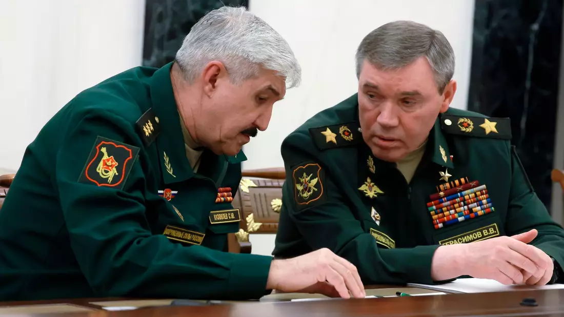 Sie sind ein bevorzugtes Ziel der Ukrainer: russische Generäle. (Archivbild) - Bild: Vyacheslav Prokofyev/Pool Sputnik Kremlin/AP/dpa