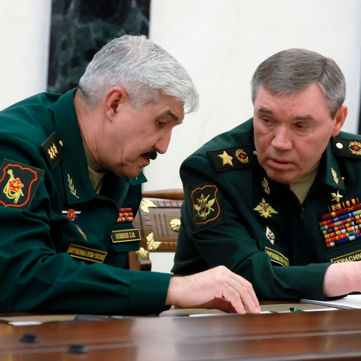 Sie sind ein bevorzugtes Ziel der Ukrainer: russische Generäle. (Archivbild) - Foto: Vyacheslav Prokofyev/Pool Sputnik Kremlin/AP/dpa