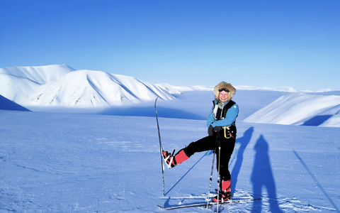 Rabea Rogge lernte auf Spitzbergen mehrere Menschen kennen, die nun mit ihr ins All fliegen wollen. - Foto: privat/dpa Rabea Rogge lernte auf Spitzbergen mehrere Menschen kennen, die nun mit ihr ins All fliegen wollen. - Foto: privat/dpa