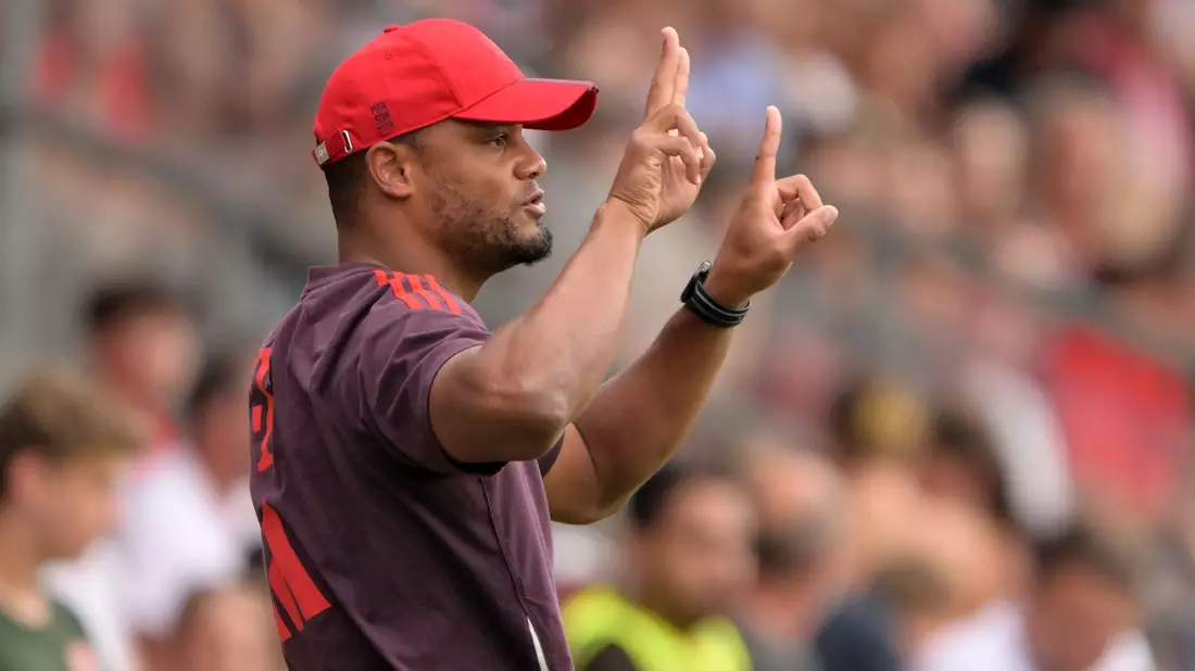Bayern-Coach Kompany steht vor seinem ersten Pflichtspiel. - Bild: Peter Kneffel/dpa