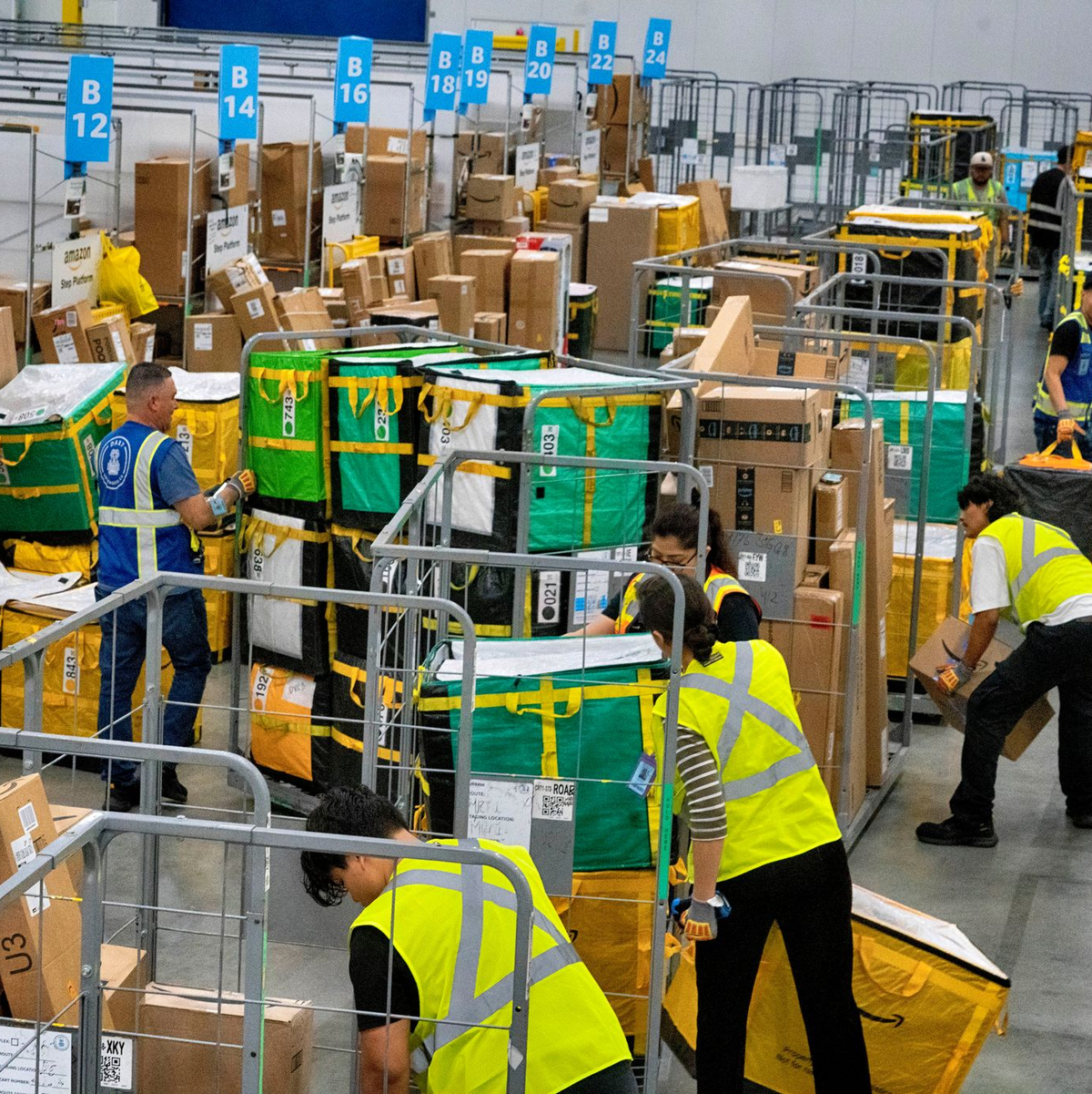 Die Beschäftigung in Deutschland hat 2024 einen neuen Höchststand erreicht (Archivbild) - Foto: Richard Vogel/AP/dpa