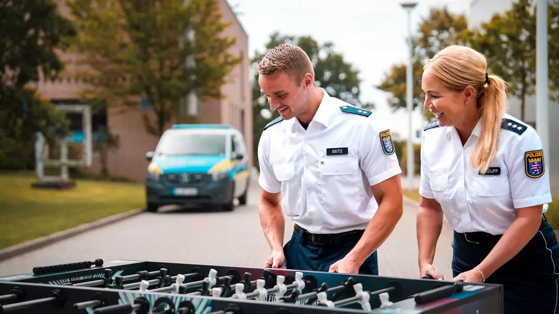 POL-DA: Darmstadt / Michelstadt / Groß-Gerau: Drei Tage, drei Stationen und ein Ziel: Dein Studium bei der Polizei Hessen - Bild: presseportal.de