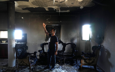 Militante Siedler stecken in Dschit bei Nablus Häuser und Autos in Brand, ein Palästinenser stirbt durch Schüsse in die Brust. (Archivbild) - Foto: Nasser Nasser/AP