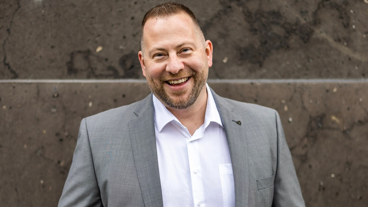 Unabhängig vom regionalen Energieversorger - Björn Erhard verrät, warum eine Genossenschaft die Lösung sein kann - Foto: presseportal.de