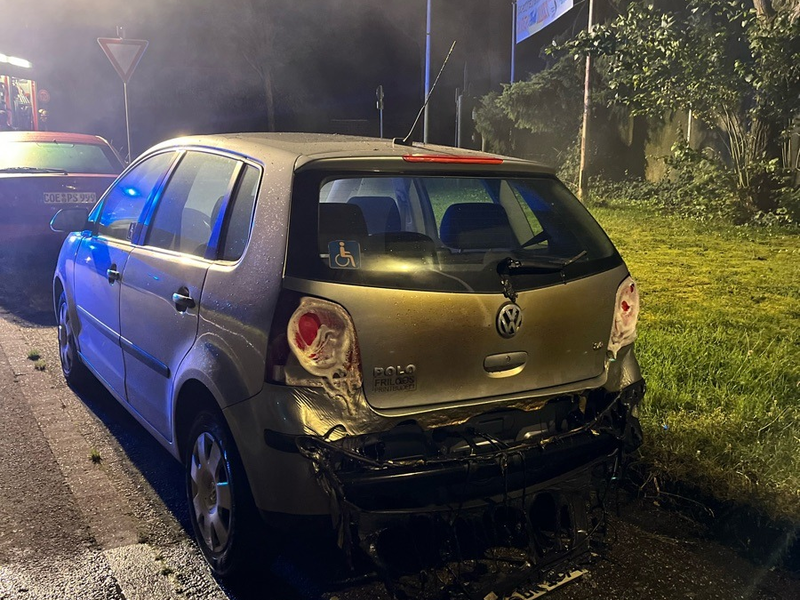 POL-COE: Nottuln, Schapdetten, Roxeler Str. / Brand eines Autos - Foto: presseportal.de