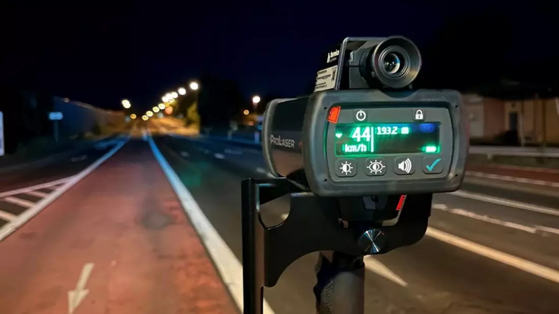 POL-OF: Verkehrskontrolle: mit über 50 Stundenkilometer zu schnell unterwegs; Mann im ICE bedroht Zugbegleiter und mehr - Bild: presseportal.de