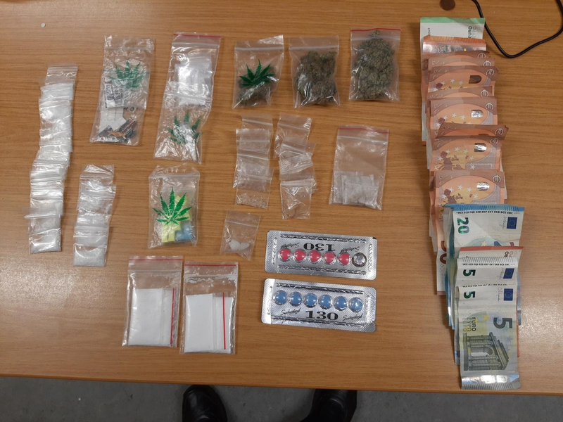 BPOLD-B: Mann mit Betäubungsmitteln im Gepäck festgenommen - Foto: presseportal.de