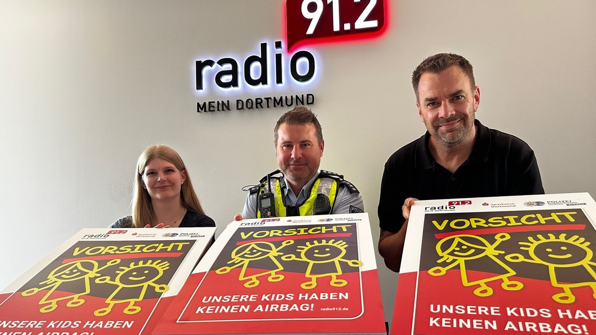 POL-DO: Plakativ Unfälle verhindern - helfen Sie mit! - Foto: presseportal.de