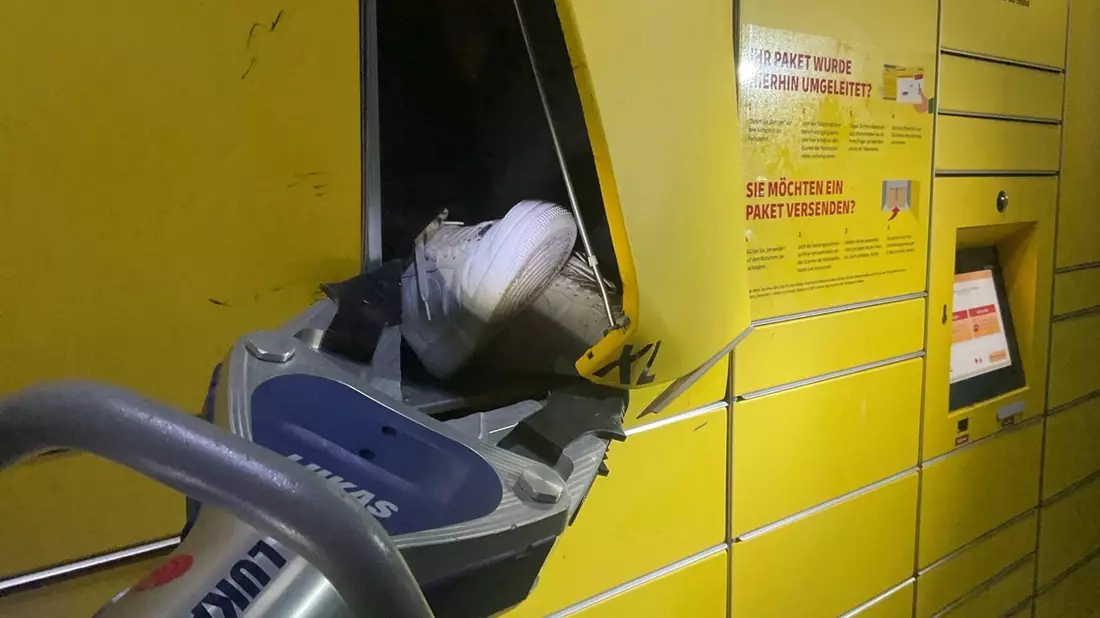 FW-DO: Jugendlicher in Packstation eingeschlossen - Bild: presseportal.de
