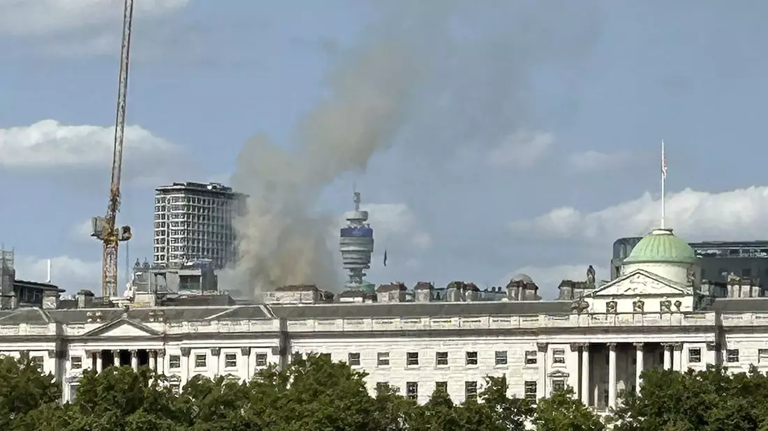 Das historische Somerset House gehört zu den bekannten Gebäuden in London und wird heute als Kulturzentrum genutzt. - Bild: Michelle Birkby/PA Wire/dpa